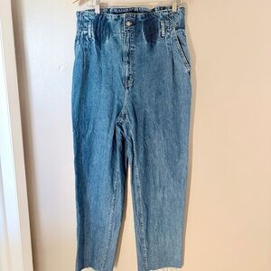 Abercrombie & Fitch Mom Jeans